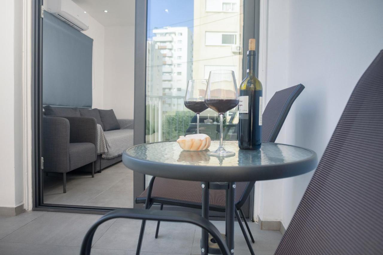 Lovely 2 Bed Apartment In Larnaca City Centre Eksteriør billede